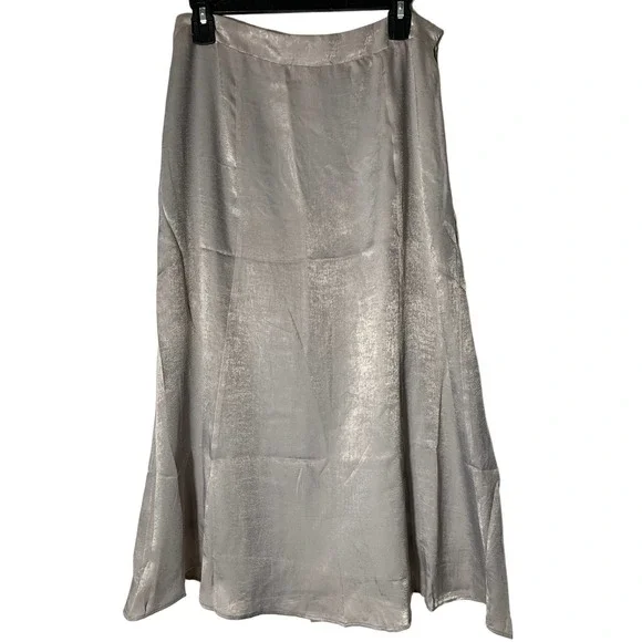 NWT Trendy satin A-Line Midi Skirt Size‎ Medium Champagne Color Lined - Picture 3 of 5